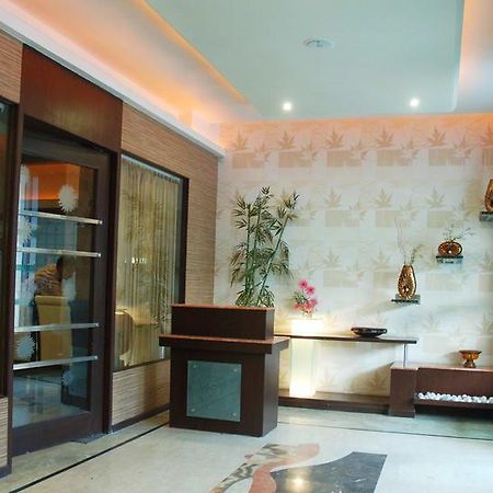 Hotel Sitara Royal Haiderabad Buitenkant foto
