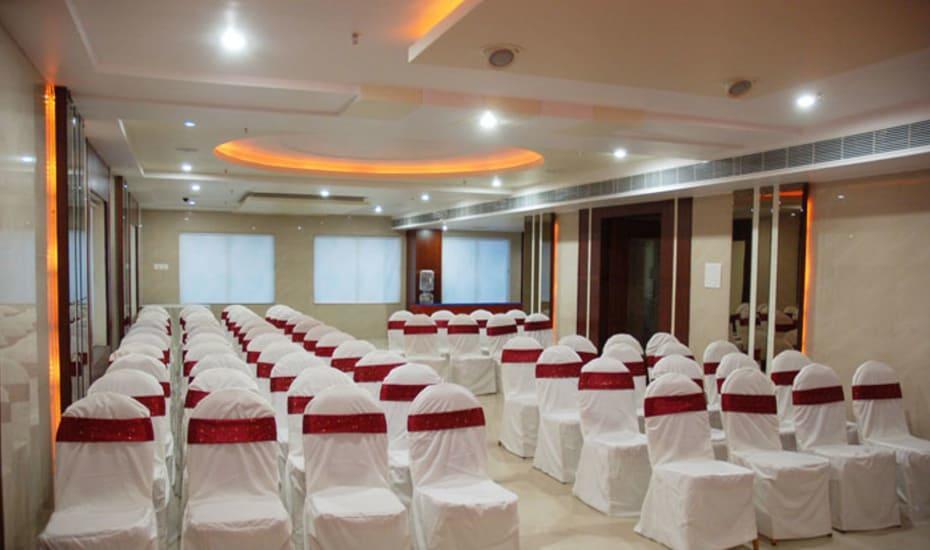 Hotel Sitara Royal Haiderabad Buitenkant foto